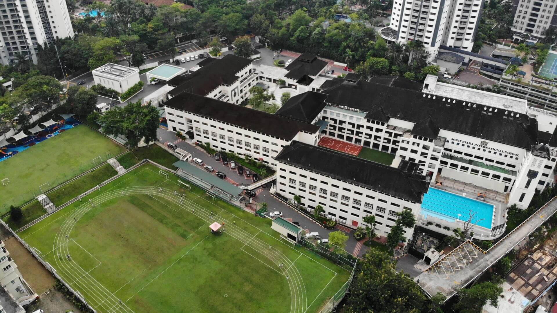 M&apos;KIS campus